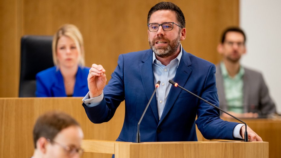 Philipp Fernis im Plenum